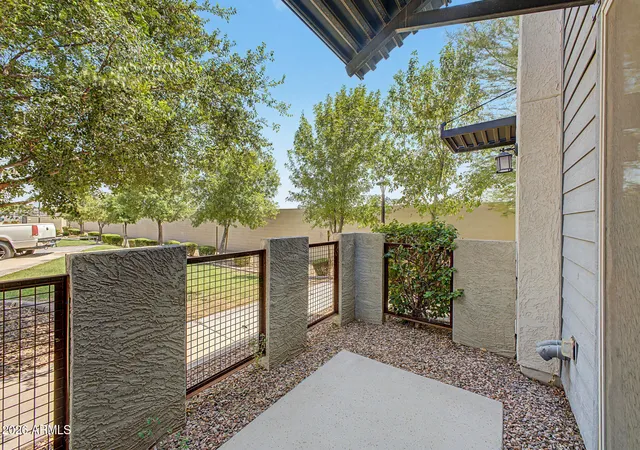 Photo 3 of Townhouse for sale at 7531 E Billings St #111, Mesa, AZ 85207 | MLS# 7067000 | Listing updated on 2026-09-04