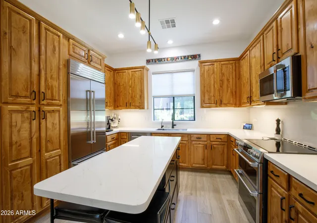 Listing Photo 4 - Condo for sale in building located at 20704 N 90Th Pl, Scottsdale, AZ 85255 - Unit #1012