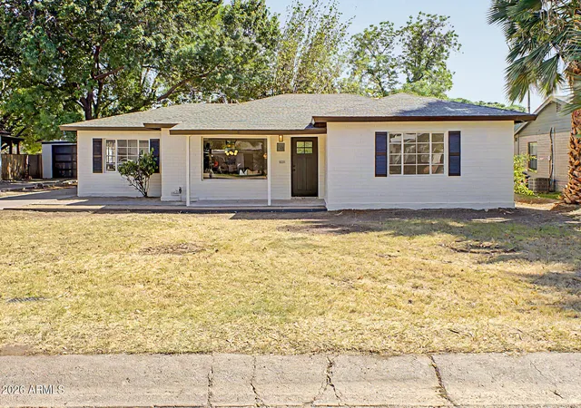 Photo 3 of Townhouse for sale at 111 E Bonita Way, Tempe, AZ 85281 | MLS# 7067136 | Listing updated on 2026-09-30