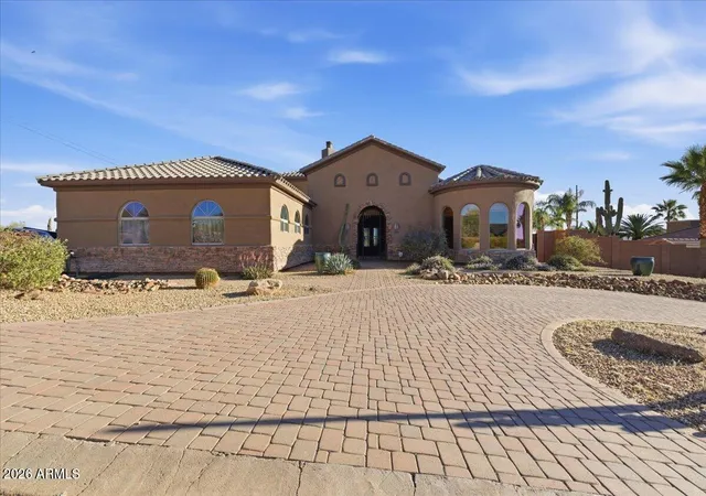 Photo 3 of Single family home for sale at 39410 N 7th Street, Phoenix, AZ 85086 | MLS# 7066798 | Listing updated on 2026-09-07