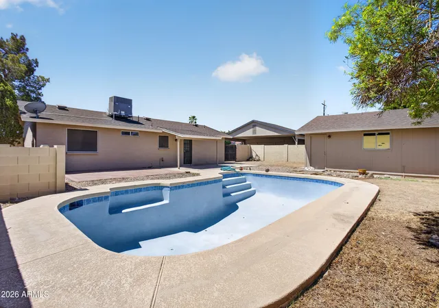 21st image of 1650 W Campo Bello Dr, Phoenix, AZ 85023 | MLS# 7066983