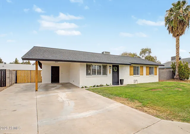 Photo 2 of Single family home for sale at 242 E Heather Ave, Gilbert, AZ 85234 | MLS# 7067637 | Listing updated on 2026-09-04