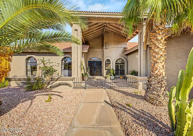 Photo 2 of Single family home for sale at 13819 N Arrowweed Dr, Fountain Hills, AZ 85268 | MLS# 7072908 | Listing updated on 2026-09-15