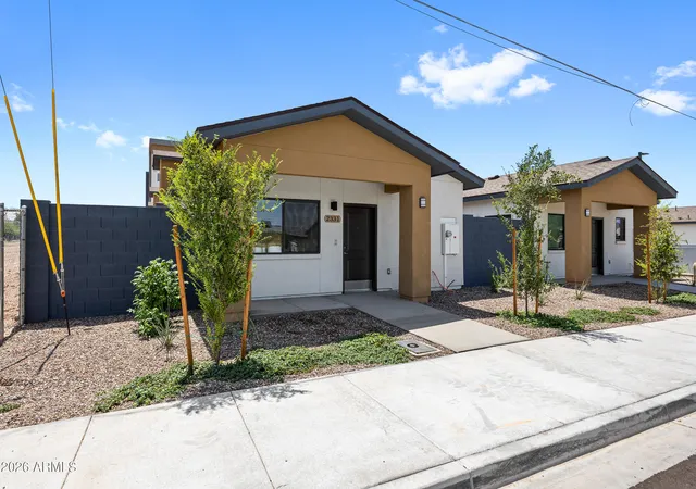 2nd image of 2307 E Mcarthur Dr, Tempe, AZ 85288 | MLS# 7067094