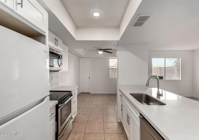 Photo 4 of Townhouse for sale at 4428 E Wood St #595, Phoenix, AZ 85040 | MLS# 7067573 | Listing updated on 2026-09-15