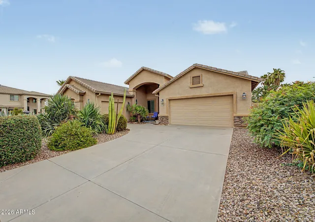 Photo 4 of Single family home for sale at 43398 W Little Dr, Maricopa, AZ 85138 | MLS# 7069721 | Listing updated on 2026-09-09
