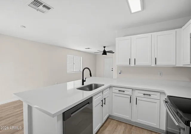 5th image of 5711 N 73Rd Dr, Glendale, AZ 85303 | MLS# 7066978