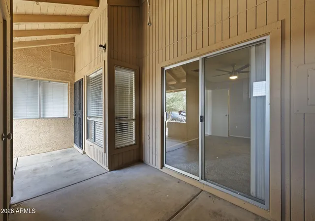 Listing Photo 5 - Condo for sale in building located at 312 W Yukon Dr, Phoenix, AZ 85027 - Unit #2