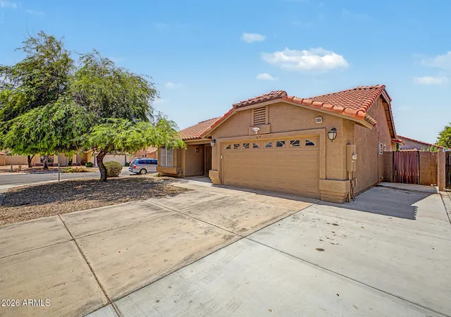 3rd image of 614 N Redrock St, Gilbert, AZ 85234 | MLS# 7067064