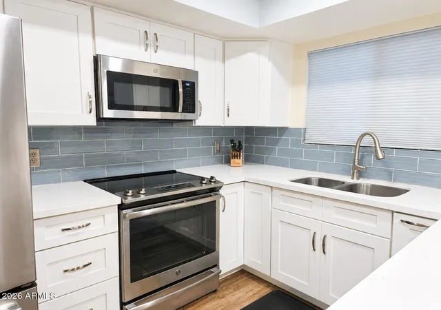 3rd image of 5104 N 32Nd St #236, Phoenix, AZ 85018 | MLS# 7067098