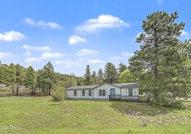 Photo 3 of Manufactured home for sale at 1251 S Mark Ln, Flagstaff, AZ 86001 | MLS# 7067091 | Listing updated on 2026-09-06