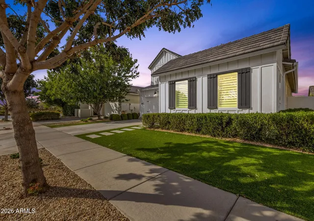 Photo 3 of Single family home for sale at 22732 E Via Del Sol, Queen Creek, AZ 85142 | MLS# 7067123 | Listing updated on 2026-09-07