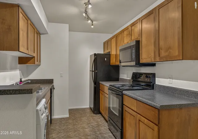 2nd image of 1185 W University Ave #101, Flagstaff, AZ 86001 | MLS# 7067097