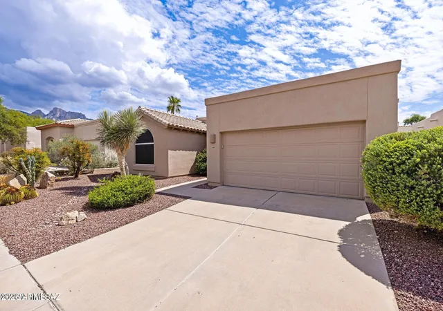 3rd image of 11990 N Labyrinth Dr, Tucson, AZ 85737 | MLS# 7067132