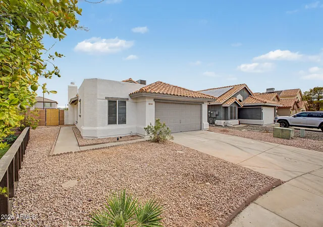 Photo 4 of Single family home for sale at 15605 W Magnolia St, Goodyear, AZ 85338 | MLS# 7067158 | Listing updated on 2026-10-10