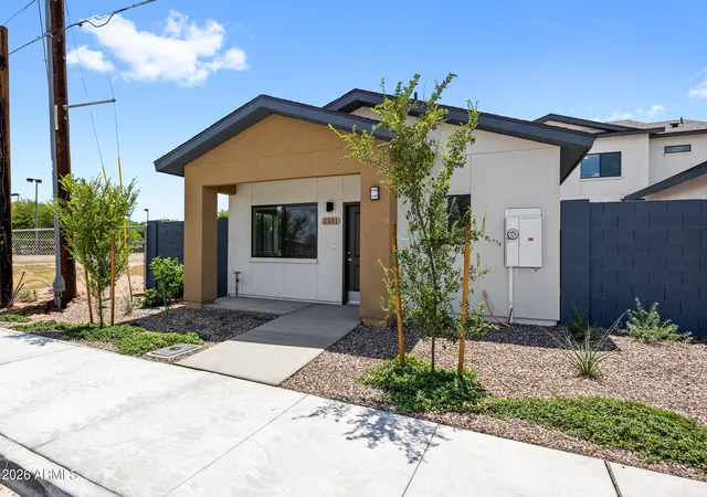 2nd image of 2331 E Mcarthur Dr, Tempe, AZ 85288 | MLS# 7067162