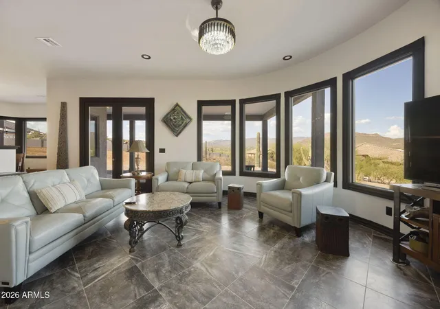 Photo 2 of Single family home for sale at 1008 W Honda Bow Rd, Phoenix, AZ 85086 | MLS# 7067217 | Listing updated on 2026-10-21