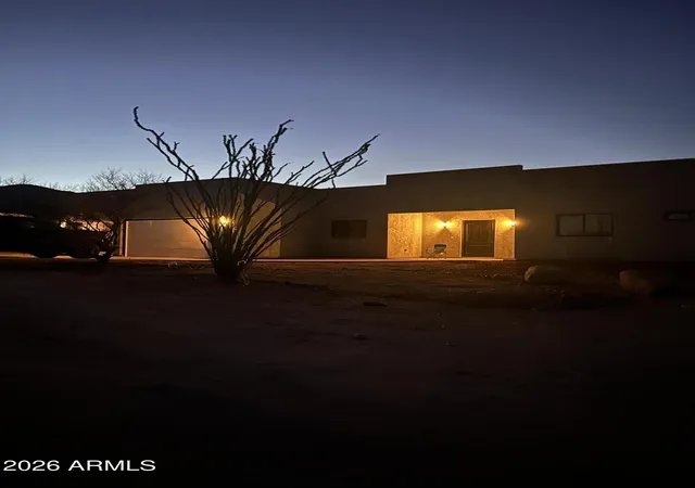 1st image of 1008 W Honda Bow Rd, Phoenix, AZ 85086 | MLS# 7067217