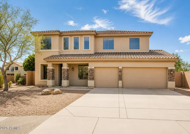 Photo 3 of Single family home for sale at 26272 N 73rd Drive, Peoria, AZ 85383 | MLS# 7068976 | Listing updated on 2026-09-17