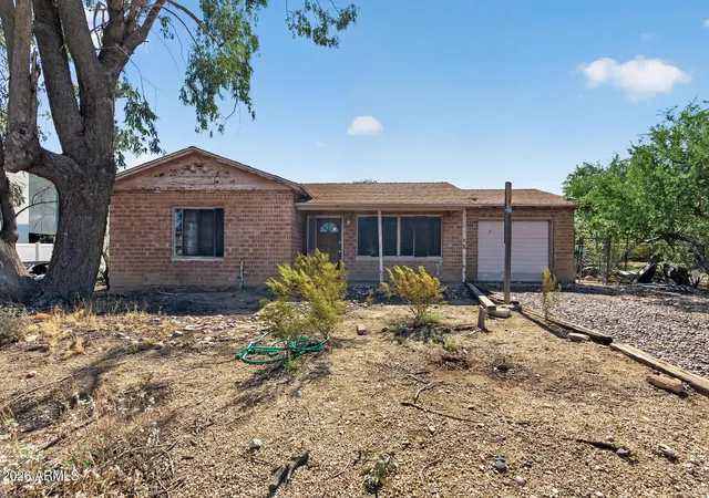 1st image of 13607 N 21st Pl, Phoenix, AZ 85022 | MLS# 7068888