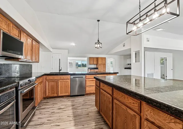 5th image of 12137 E Bluebird Dr, Chandler, AZ 85286 | MLS# 7069014