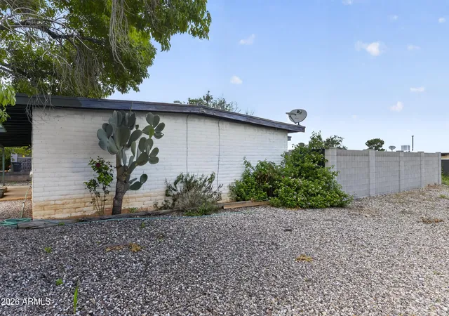 Photo 3 of Single family home for sale at 5157 Michaelangelo Dr, Sierra Vista, AZ 85635 | MLS# 7067679 | Listing updated on 2026-09-25