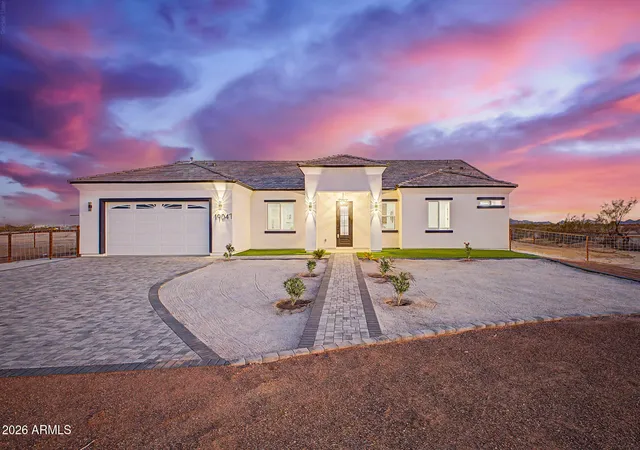1st image of 19047 W Grand Canyon Dr, Buckeye, AZ 85326 | MLS# 7067582