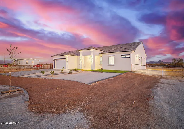 2nd image of 19047 W Grand Canyon Dr, Buckeye, AZ 85326 | MLS# 7067582