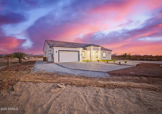 Photo 3 of Single family home for sale at 19047 W Grand Cyn Dr, Buckeye, AZ 85326 | MLS# 7067582 | Listing updated on 2026-08-18