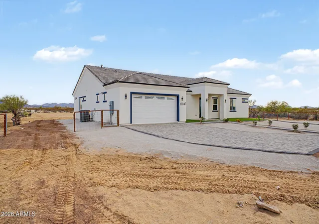 Photo 4 of Single family home for sale at 19047 W Grand Cyn Dr, Buckeye, AZ 85326 | MLS# 7067582 | Listing updated on 2026-08-18