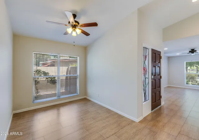 3rd image of 15008 N 6Th Cir, Phoenix, AZ 85023 | MLS# 7070724