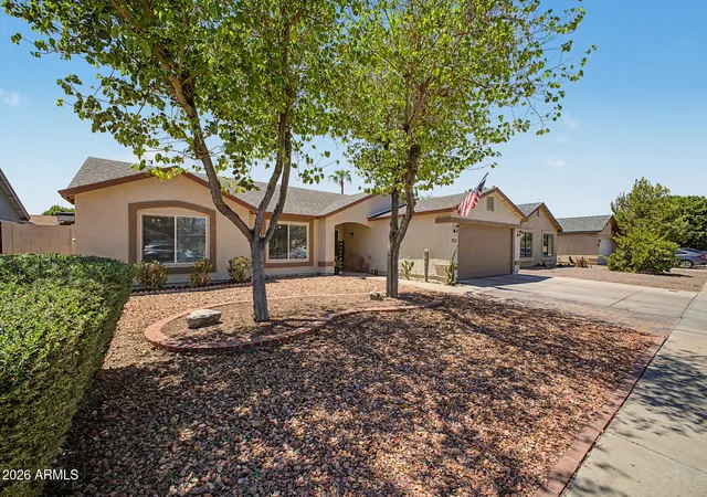 Photo 2 of Single family home for sale at 3027 W Daley Ln, Phoenix, AZ 85027 | MLS# 7067480 | Listing updated on 2026-09-11