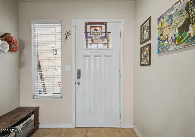 Photo 4 of Single family home for sale at 3027 W Daley Ln, Phoenix, AZ 85027 | MLS# 7067480 | Listing updated on 2026-09-11
