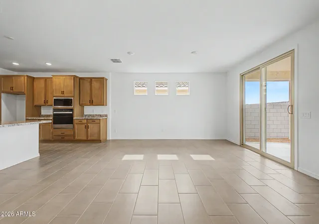 Photo 4 of Single family home for sale at 2486 E Dolcetto Dr, San Tan Valley, AZ 85143 | MLS# 7069226 | Listing updated on 2026-10-08