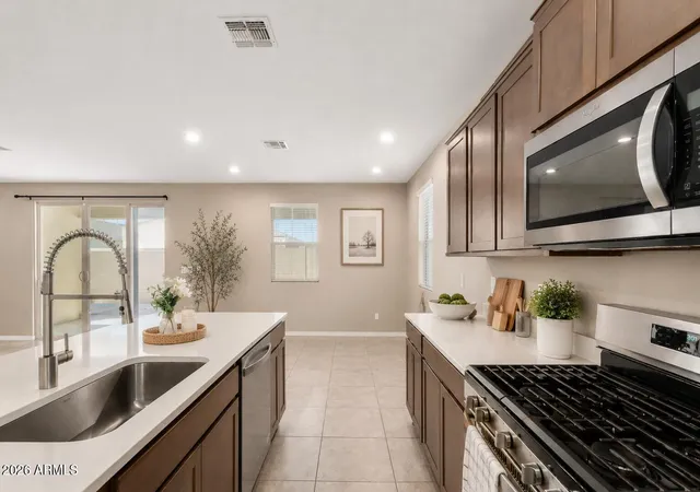 4th image of 29966 W Earll Dr, Buckeye, AZ 85396 | MLS# 7067363