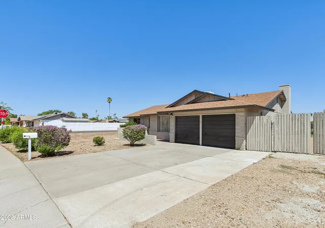 2nd image of 3020 W Hartford Dr, Phoenix, AZ 85053 | MLS# 7067359