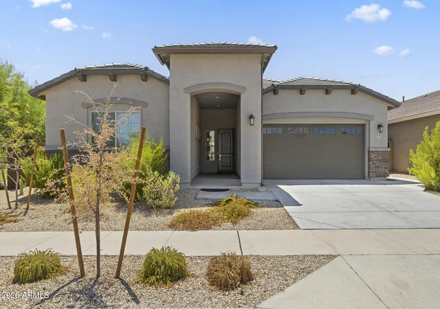 Photo 2 of Single family home for sale at 18931 W Laurel Ln, Surprise, AZ 85388 | MLS# 7069206 | Listing updated on 2026-09-18