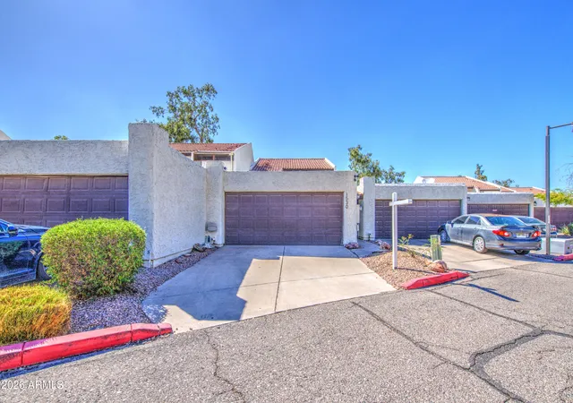 Photo 3 of Townhouse for sale at 1530 S River Dr, Tempe, AZ 85281 | MLS# 7067429 | Listing updated on 2026-08-19