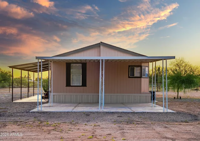 Photo 4 of Manufactured home for sale at 40514 N 251st Avenue, Morristown, AZ 85342 | MLS# 7068193 | Listing updated on 2026-08-19
