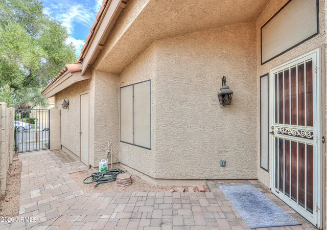 Photo 4 of Single family home for sale at 2337 W Shawnee Dr, Chandler, AZ 85224 | MLS# 7067470 | Listing updated on 2026-10-30