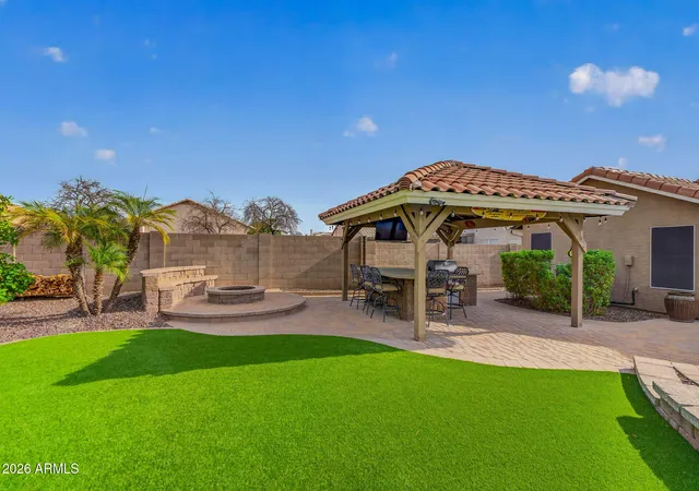 Photo 3 of Sale Pending at 15470 N 87th Drive, Peoria, AZ 85382 | MLS# 7067770 | Listing updated on 2026-09-17