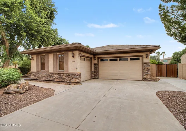 1st image of 1351 E Canary Dr, Gilbert, AZ 85297 | MLS# 7069354