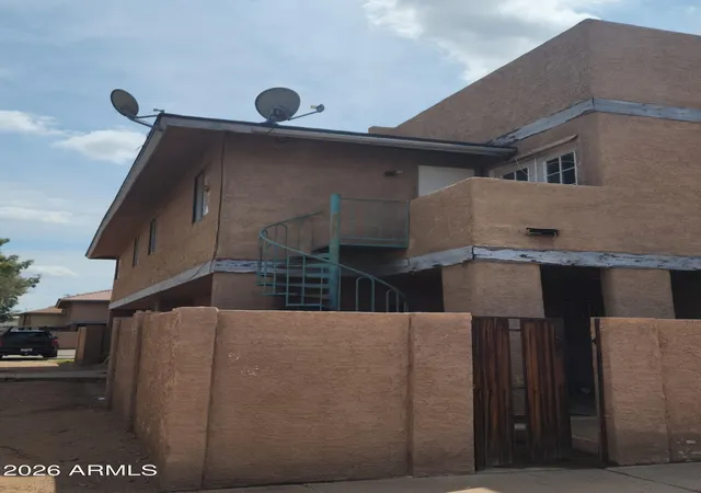 Townhouse for sale at 4102 N 69th Lane #1406, Phoenix, AZ 85033 | MLS# 7067506