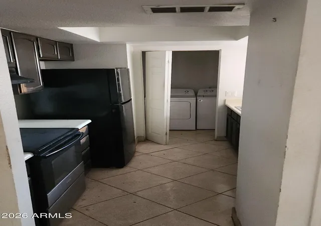 Photo 4 of Townhouse for sale at 4102 N 69th Lane #1406, Phoenix, AZ 85033 | MLS# 7067506 | Listing updated on 2026-09-18