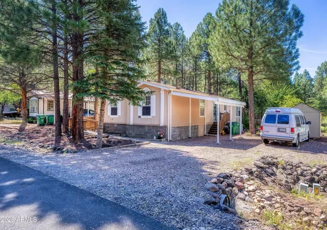 Photo 4 of Manufactured home for sale at 3155 W Whipple St, Show Low, AZ 85901 | MLS# 7068212 | Listing updated on 2026-08-19