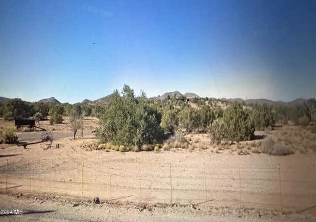 1st image of 10062 E Lan Dr #0, Kingman, AZ 86401 | MLS# 7067559