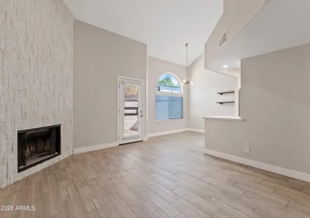 Photo 4 of Townhouse for sale at 4328 N 36Th St #9, Phoenix, AZ 85018 | MLS# 7069809 | Listing updated on 2026-10-09