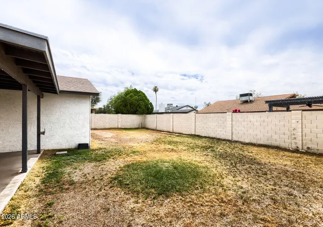 29th image of 5755 W Sunnyside Dr, Glendale, AZ 85304 | MLS# 7068136