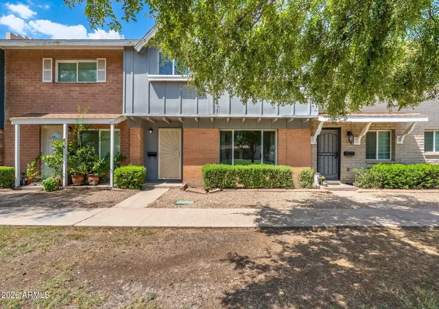 Photo 2 of Townhouse for sale at 8548 E Mcdonald Dr, Scottsdale, AZ 85250 | MLS# 7067632 | Listing updated on 2026-09-16