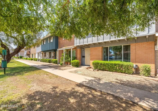 Photo 3 of Townhouse for sale at 8548 E Mcdonald Dr, Scottsdale, AZ 85250 | MLS# 7067632 | Listing updated on 2026-09-16